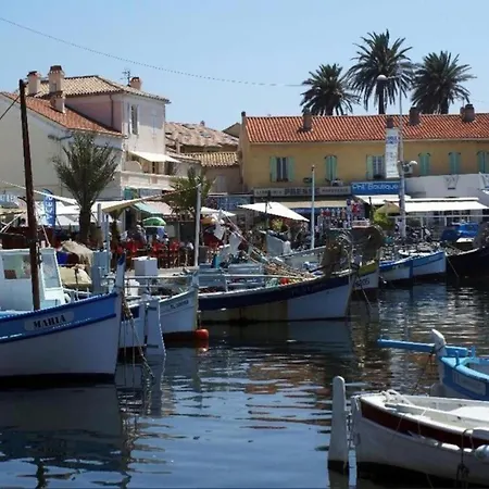In Six Fours Les Plages With Terrace