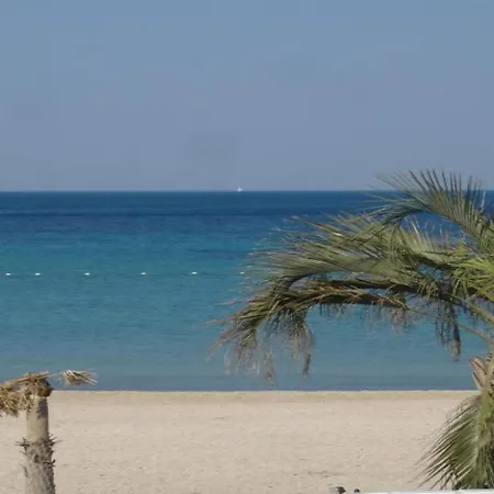 In Six Fours Les Plages With Terrace